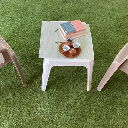 Full House Apartment *