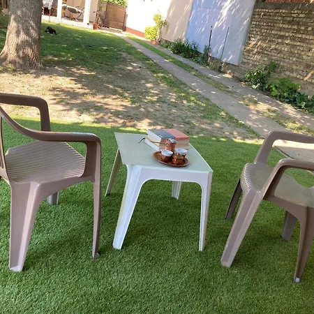 Full House Apartment