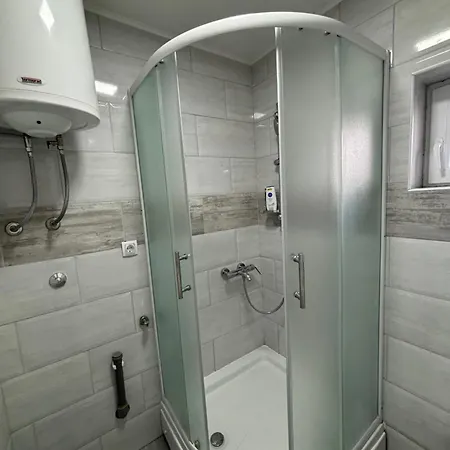 Full House 아파트 Bečej