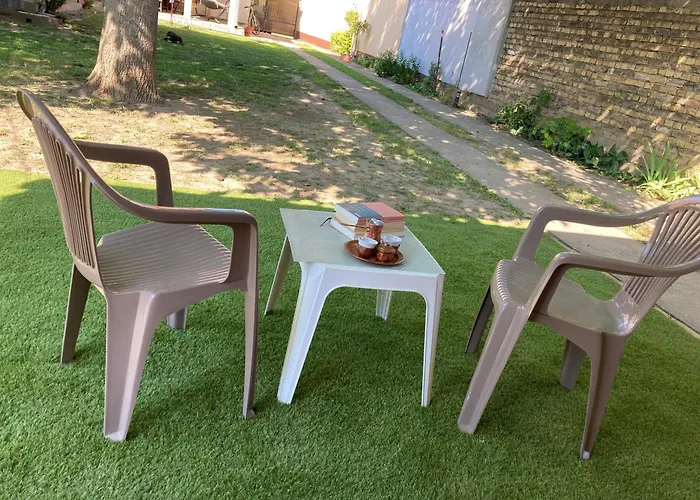 Full House Apartment